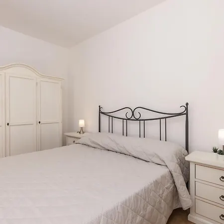 Bynos For Two Санта-Мария-Наварезе